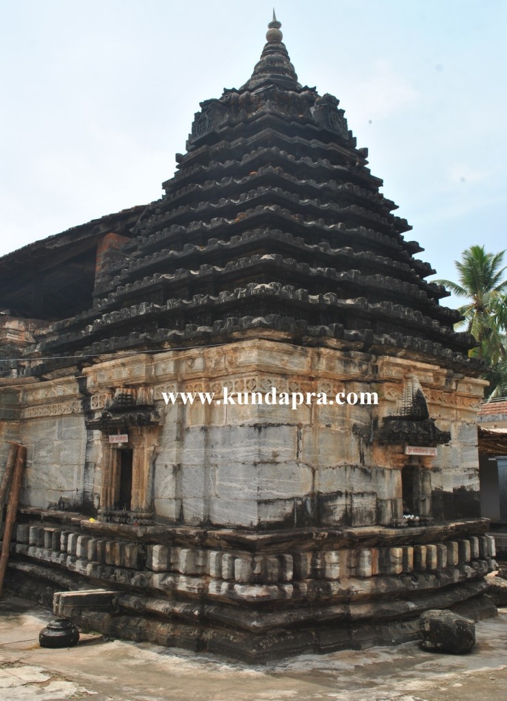Byndoor seneshwara temple Wondeful art  (4)