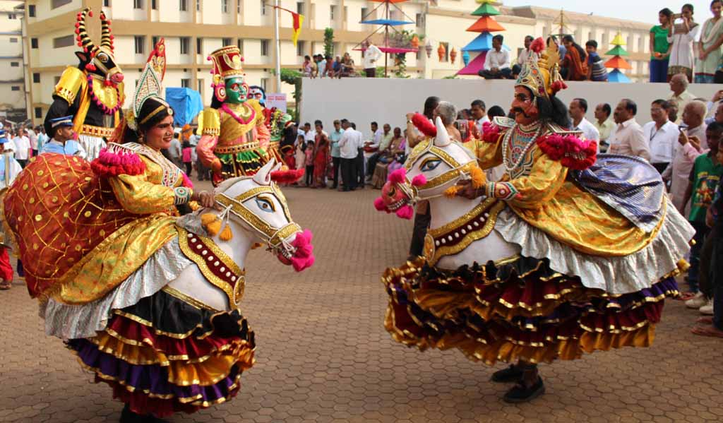 17-cultural-pocesssion8