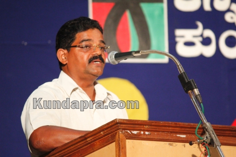Rojotsava award winner Govinda Sherugar honored at Kala mandira Kundapura (10)