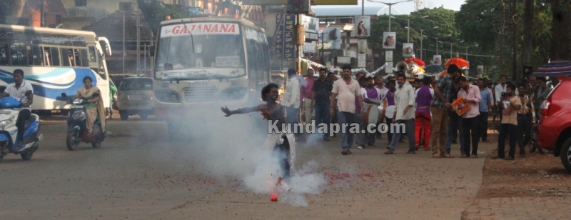 Rojotsava award winner Govinda Sherugar honored at Kala mandira Kundapura (11)