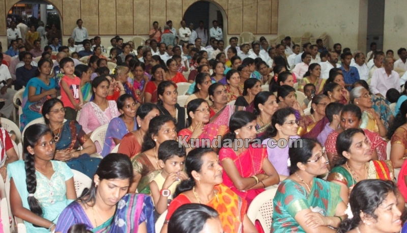 Rojotsava award winner Govinda Sherugar honored at Kala mandira Kundapura (5)