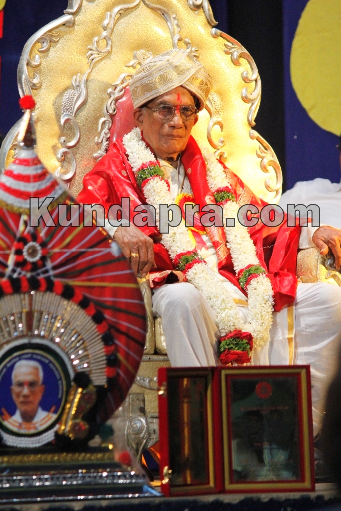 Rojotsava award winner Govinda Sherugar honored at Kala mandira Kundapura (8)