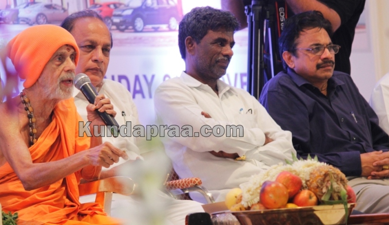 Sahana Convention centre and Sahana Orchid hotel Inaugurated at Sahana estate ankadakatte Kundapura by shree Vishwesha theertha swamiji (34)