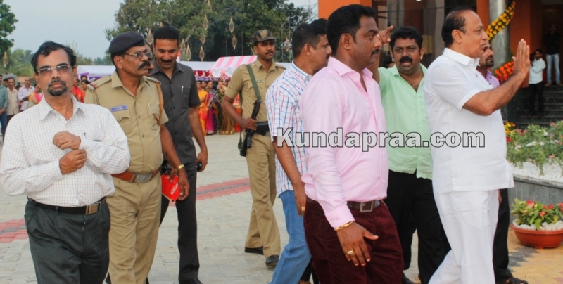 Sahana Convention centre and Sahana Orchid hotel Inaugurated at Sahana estate ankadakatte Kundapura by shree Vishwesha theertha swamiji (9)