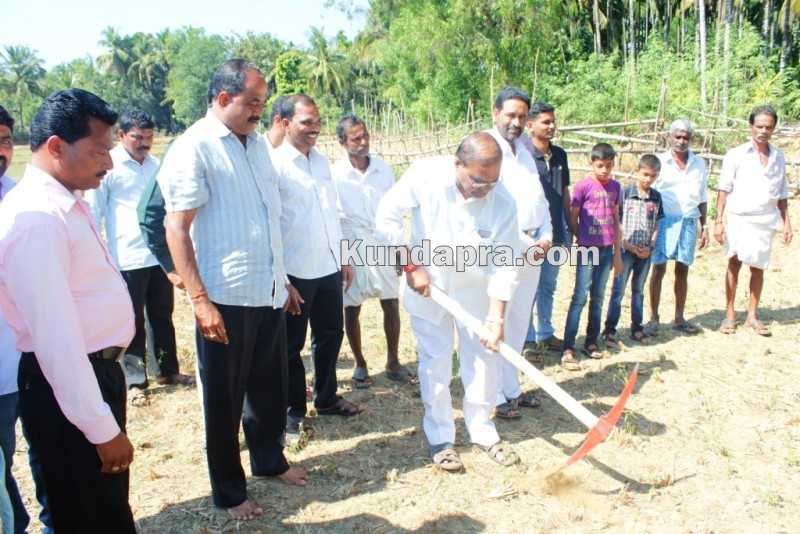Byndoor Old MBC Road Concrite - MLA Gopal poojary raju poojary (7)