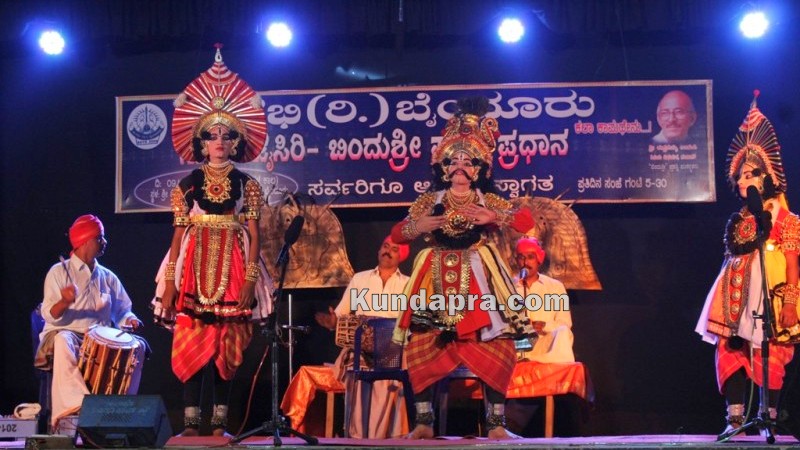 Surabhi R Byndoor_Surabhi Jaisiri 2016 (2)