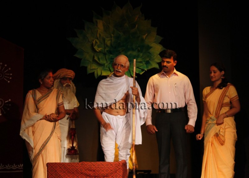 Lavanya Byndoor Play Gandige Savilla (39)