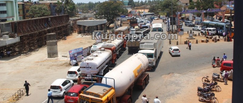 April 20, Kundapura Trafic Jam (4)