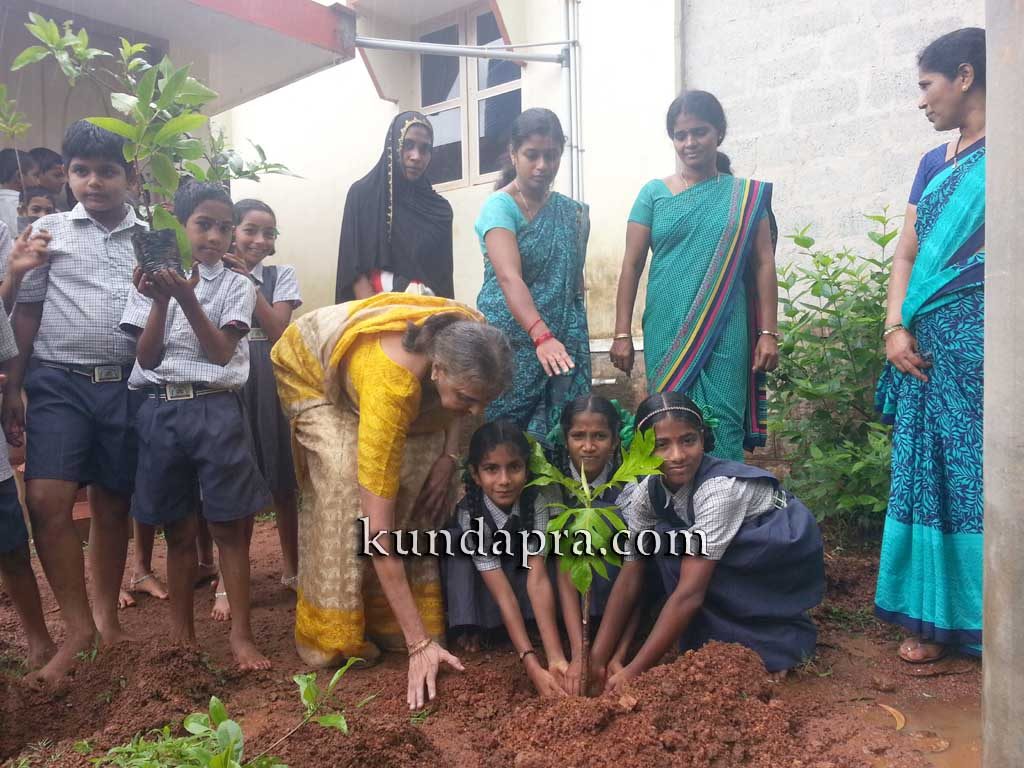 news vanamahotsava Kusuma homes3