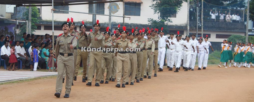 Indepencence day in Kundapur Gandhi Maidhan 2016 (2)