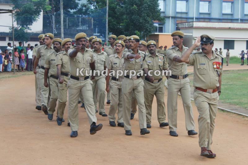 Indepencence day in Kundapur Gandhi Maidhan 2016 (6)