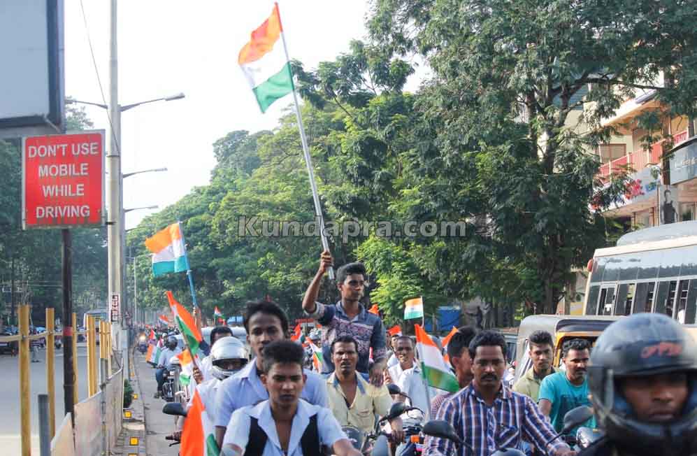 Tiranga Yatre - Bike Rally in Kundapura (16)