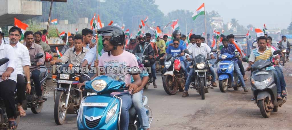 Tiranga Yatre - Bike Rally in Kundapura (4)
