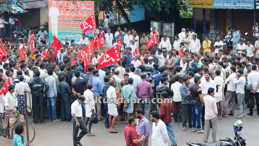 Bharat Band in Kundapura and Byndoor - Good Response (13)