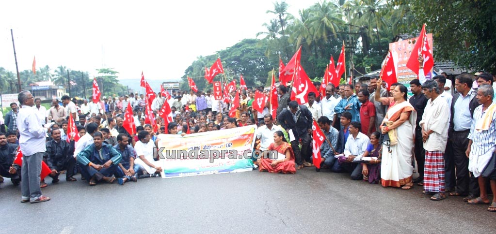 Bharat Band in Kundapura and Byndoor - Good Response (9)