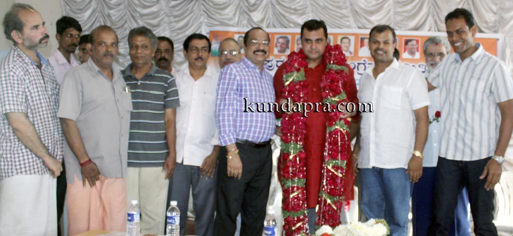 Honor to Pramod Madwaraj in Kundapura (4)