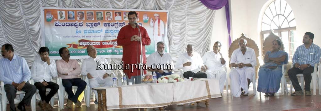 Honor to Pramod Madwaraj in Kundapura (5)