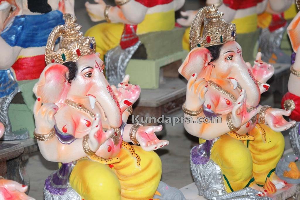 Kundapura ganesh idols makers Vasantha Gudigar made idols has demond in Hydarbad (12)