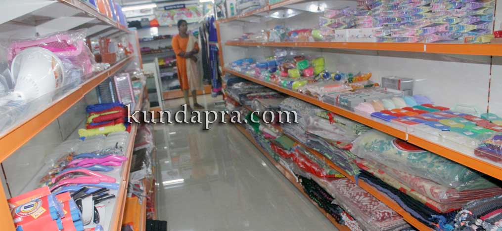 namma-bazar-city-point-byndoor-inaugurated-by-kalladka-prabakar-bhat-21