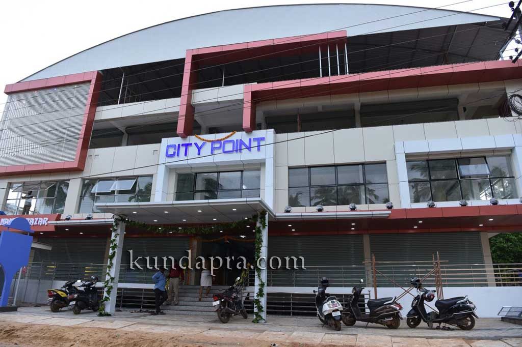 namma-bazar-city-point-byndoor1