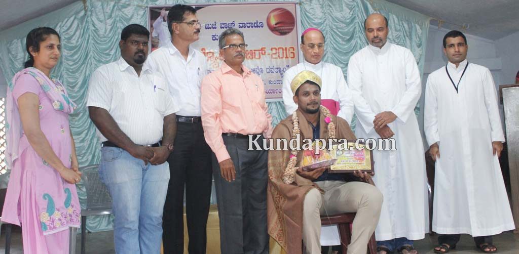 vlollyball-player-anup-dcosta-honored-in-kundapura-6