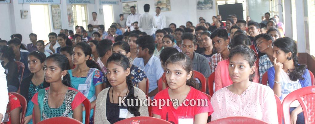 vlollyball-player-anup-dcosta-honored-in-kundapura-7