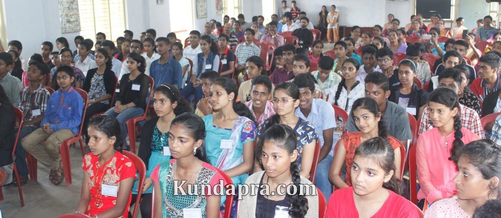 vlollyball-player-anup-dcosta-honored-in-kundapura-8