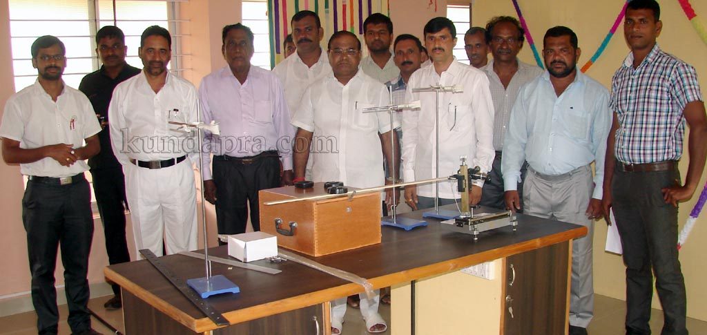 news-byndoor-first-grade-college-science-block2