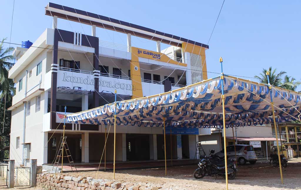 byndoor-shri-mookambika-complex-opp-gandhi-maidhana-2