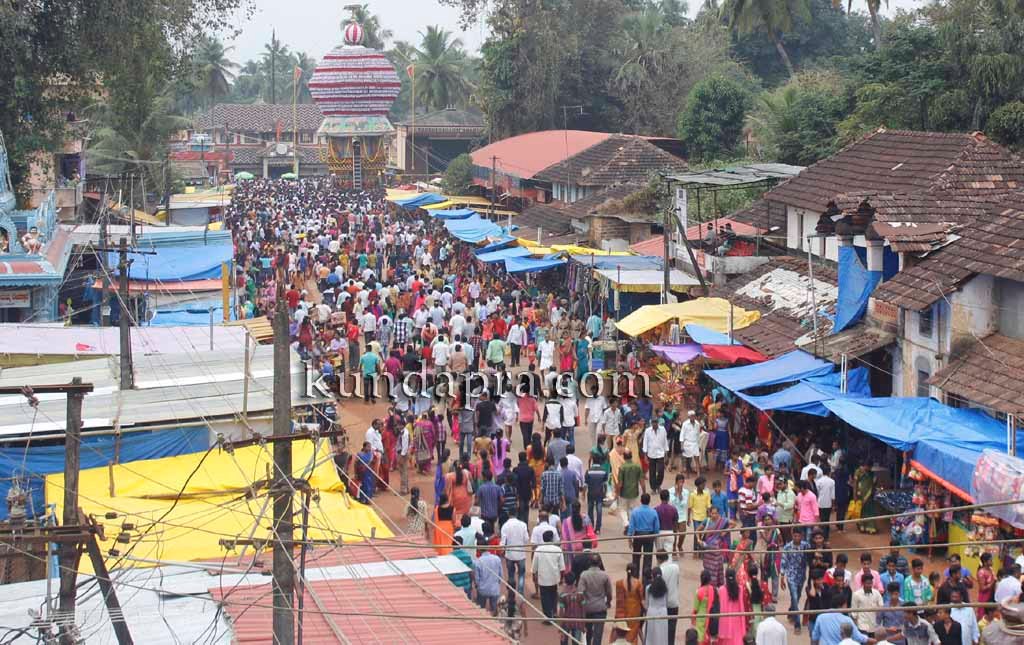 kodi-habba-2016-koteshwara-kotilingeshwara-temple-manmaha-ratotsava-2
