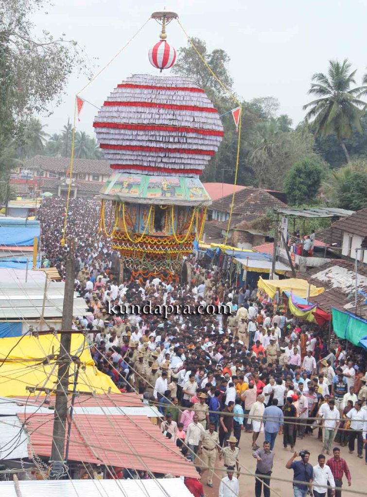 kodi-habba-2016-koteshwara-kotilingeshwara-temple-manmaha-ratotsava-4