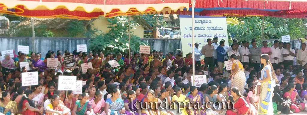 news-shrinivas-poojary-protest7