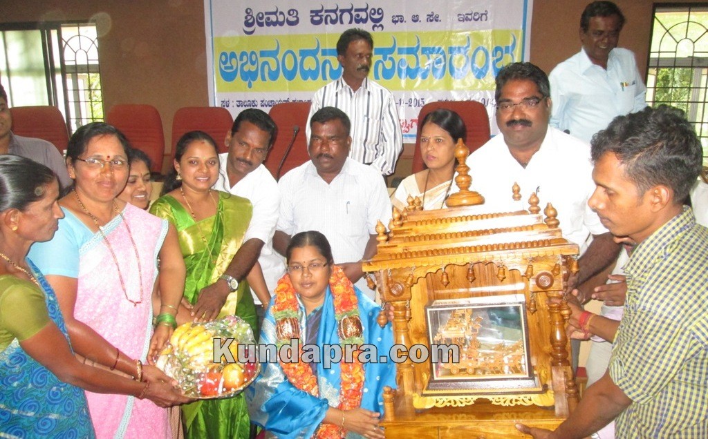 ಜನಪರ ಕಾರ್ಯದಿಂದ ಜನಪ್ರಿಯತೆ: ಸಿಇಓ ಕನಗವಲ್ಲಿ