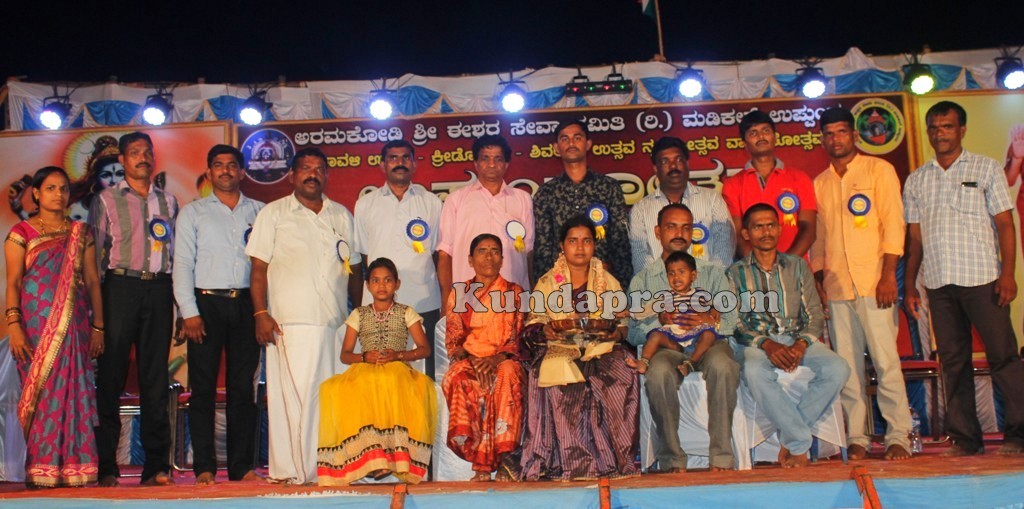 ಏಳೇಳು ಜನ್ಮದಲ್ಲೂ ಯೋಧನ ಪತ್ನಿಯಾಗಿ ಹುಟ್ಟುವೆ: ಮಾದೇವಿ ಕೊಪ್ಪದ