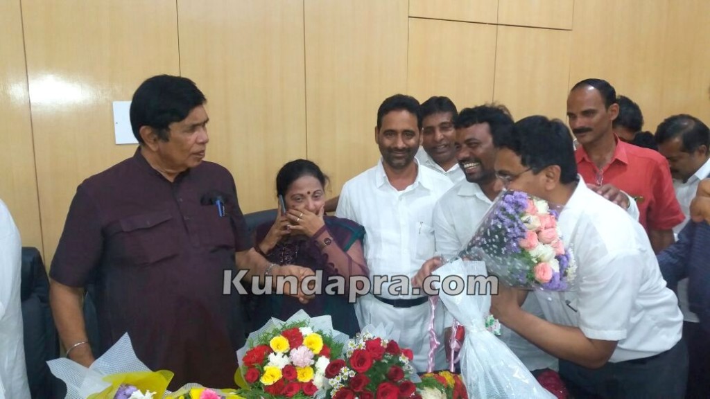 ಸತತ 4ನೇ ಭಾರಿಗೆ ರಾಜ್ಯಸಭೆಗೆ ಆಸ್ಕರ್ ಫೆರ್ನಾಂಡಿಸ್. ಕರಾವಳಿಯ ನಾಯಕರುಗಳಿಂದ ಅಭಿನಂದನೆ