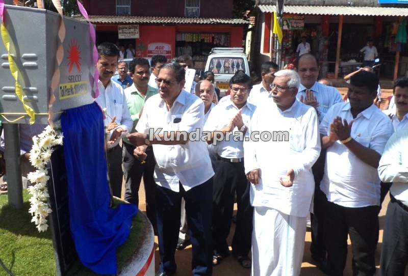 ಹಿಂದಿನ ಆಶಯಗಳನ್ನು ಸಾಕಾರಗೊಳಿಸುವಲ್ಲಿ ರಾಜಕಾರಣಿಗಳು ವಿಫಲ: ಸಂತೋಷ್ ಹೆಗ್ಡೆ