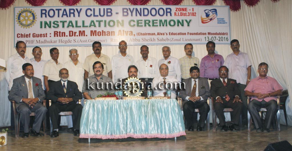 ಸೇವಾ ಸಂಸ್ಥೆಗಳ ನಿಸ್ವಾರ್ಥ ಸೇವೆ ತಾಯಿ ಪ್ರೀತಿಗಿಂತಲೂ ಮಿಗಿಲು: ಡಾ. ಎಂ. ಮೋಹನ ಆಳ್ವ