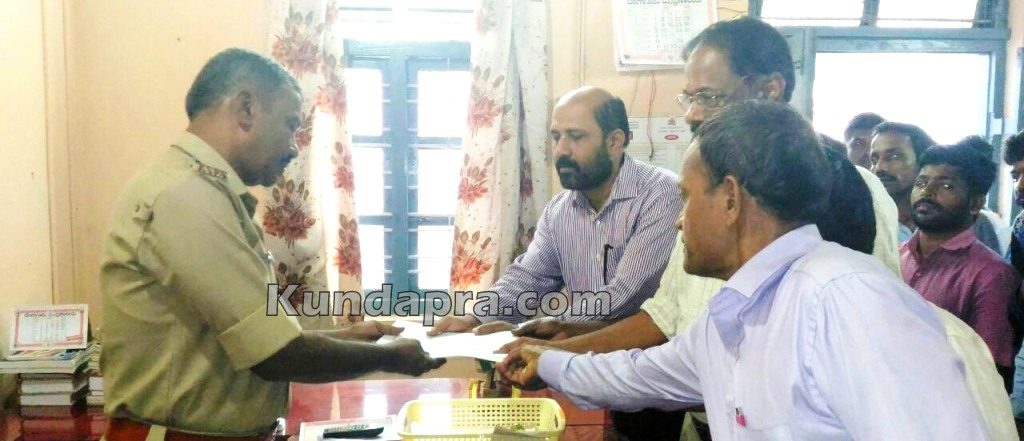 ಸೌಕೂರು ದೇವಸ್ಥಾನ ಕಳ್ಳತನ: ವರ್ಷ ಕಳೆದರೂ ಕಳ್ಳರ ಪತ್ತೆಹಚ್ಚಿಲ್ಲ. ಭಕ್ತರ ಆಕ್ರೋಶ