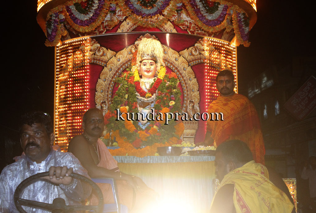 ಬೈಂದೂರು: 43ನೇ ವರ್ಷದ ಸಾರ್ವಜನಿಕ ಶಾರದೋತ್ಸವಕ್ಕೆ ಸಂಭ್ರಮದ ತೆರೆ