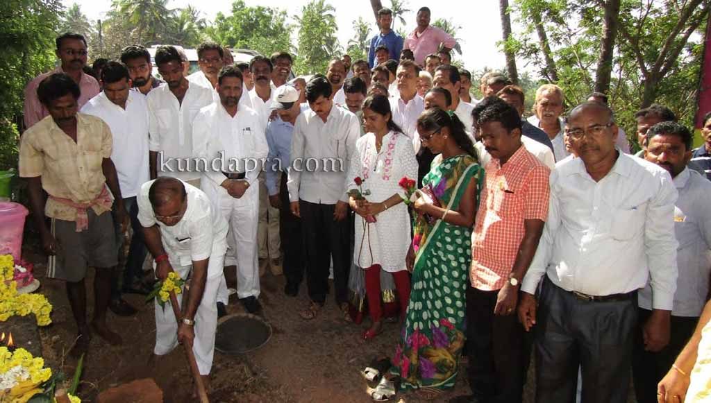 ಬೈಂದೂರು: ಸಂಕದಬಾಗಿಲು ಸೇತುವೆ ಇತರೆ ಕಾಮಗಾರಿಗೆ ಗುದ್ದಲಿ ಪೂಜೆ