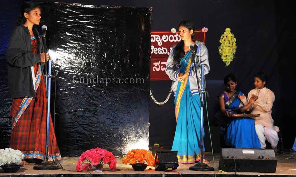 ಗಂಗೊಳ್ಳಿ: ಮೈಸೂರು ಮಲ್ಲಿಗೆ ನಾಟಕ ಪ್ರದರ್ಶನ