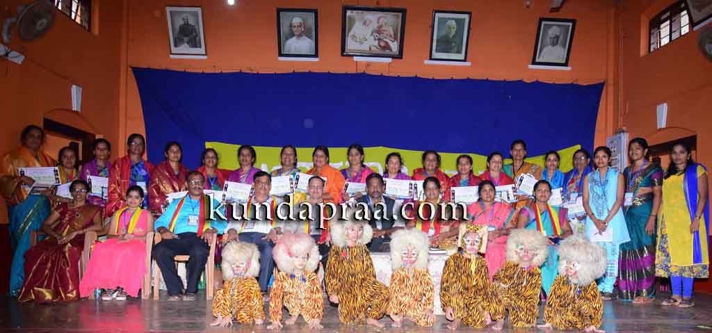 ಅಂಗನವಾಡಿ ಮಕ್ಕಳಿಗೆ ಪ್ರೋತ್ಸಾಹ ವಿಭಿನ್ನ ಆಲೋಚನೆ: ರೆಮೋನಾ