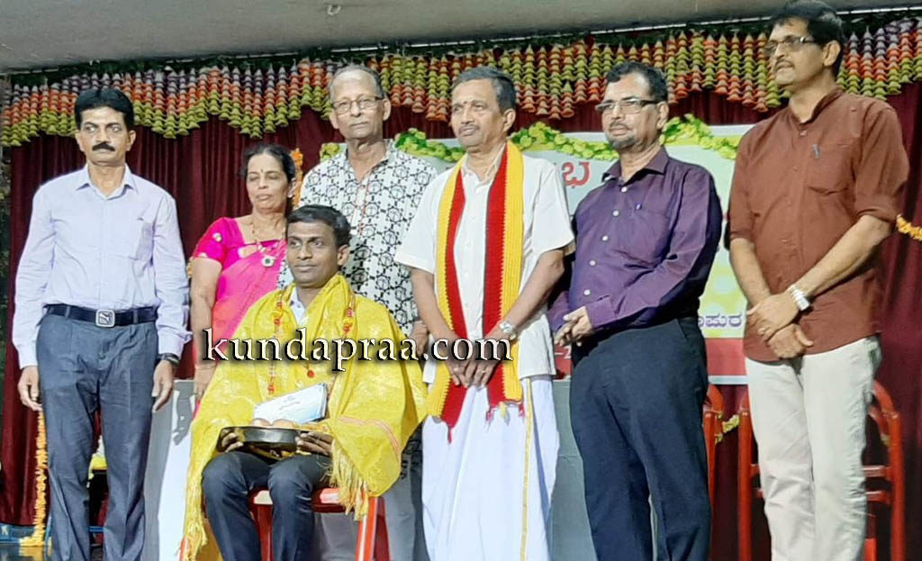 ನರೇಂದ್ರ ಎಸ್ ಗಂಗೊಳ್ಳಿ ಅವರು ರಾಧೆಯ ಸ್ವಗತಕ್ಕೆ ಪ್ರಥಮ ಬಹುಮಾನ