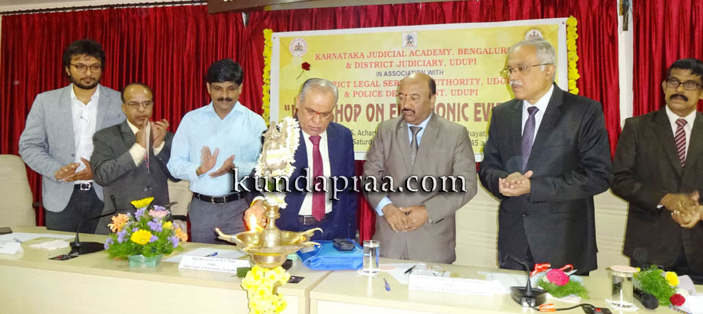 ಡಿಜಿಟಲ್ ಅಪರಾಧಗಳ ಬಗ್ಗೆ ಅರಿವು ಅಗತ್ಯ: ನ್ಯಾ. ಫಣೀಂದ್ರ