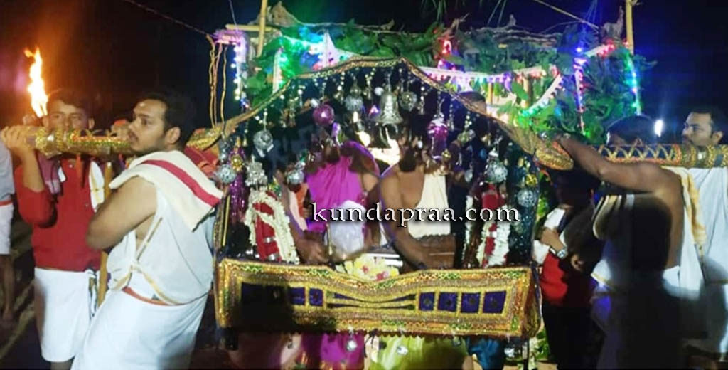 ಅರೆಹೊಳೆ ’ಪಲ್ಲಕ್ಕಿ ಫ್ರೆಂಡ್ಸ್’: ವಿಶಿಷ್ಟ ಬೆಳ್ಳಿ ಹಬ್ಬ ’ರಜತ ಪಲ್ಲಕ್ಕಿ – 2020’