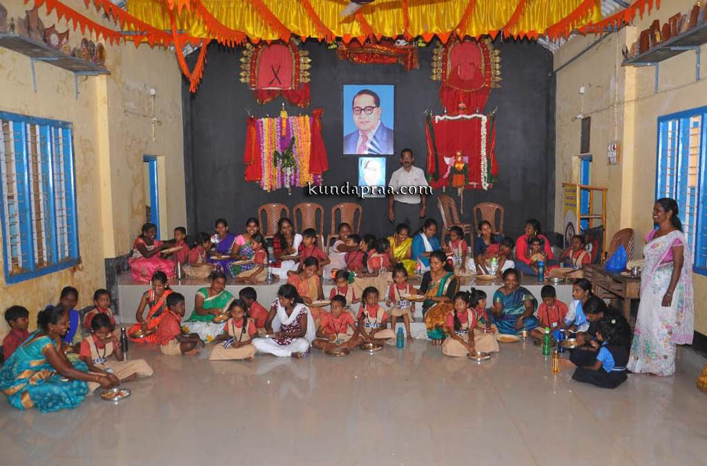 ಗಂಗೊಳ್ಳಿ: ತಾಯಂದಿರಿಂದ ಮಕ್ಕಳಿಗೆ ಕೈತುತ್ತು