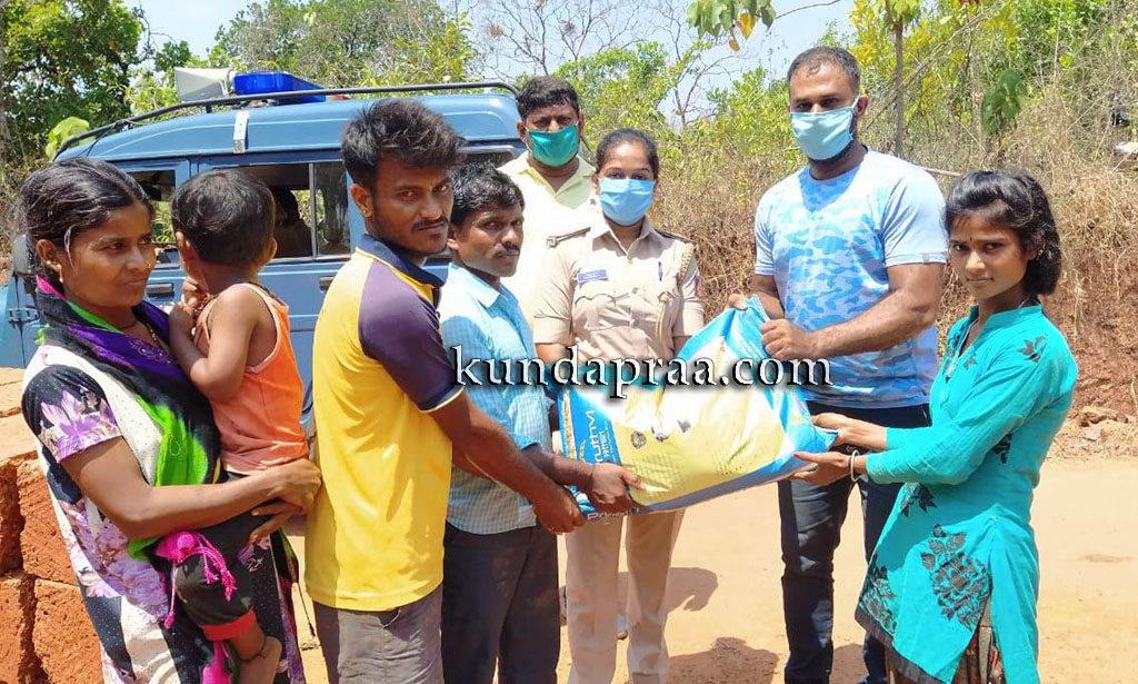 ಜಿಲ್ಲಾ ಮುಸ್ಲಿಂ ಒಕ್ಕೂಟ ಬೈಂದೂರು ತಾ. ಘಟಕ: ಬಡ ಕುಟುಂಬಕ್ಕೆ ನೆರವು