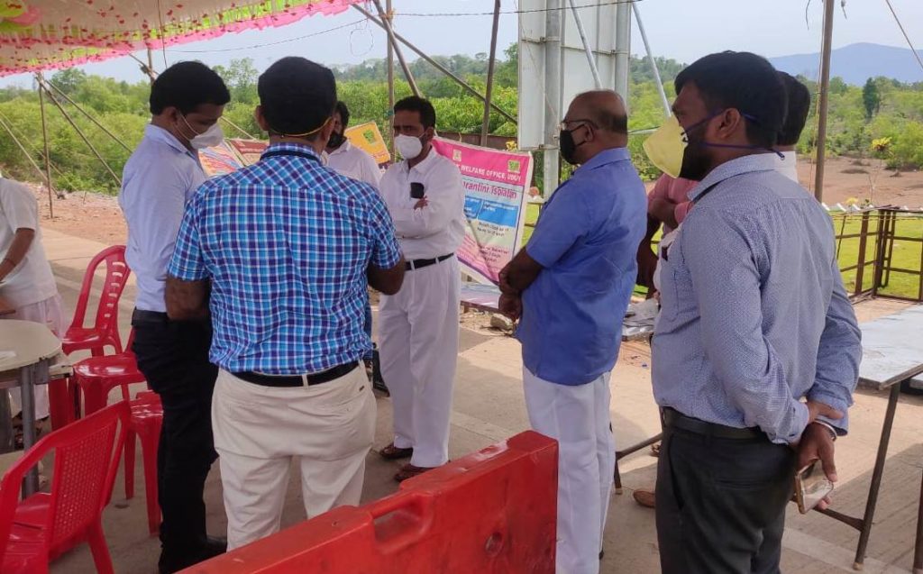 ಶಿರೂರು ತಪಾಸಣಾ ಕೇಂದ್ರಕ್ಕೆ ಮಾಜಿ ಶಾಸಕ ಕೆ. ಗೋಪಾಲ ಪೂಜಾರಿ ಭೇಟಿ