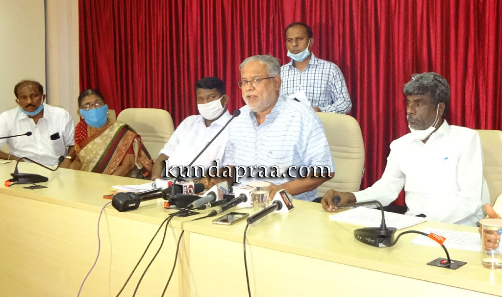 ಶೈಕ್ಷಣಿಕ ವರ್ಷದಲ್ಲಿ ಸಿಲಬಸ್ ಕಡಿತಗೊಳಿಸಲು ಚಿಂತನೆ: ಸಚಿವ ಸುರೇಶ್ ಕುಮಾರ್