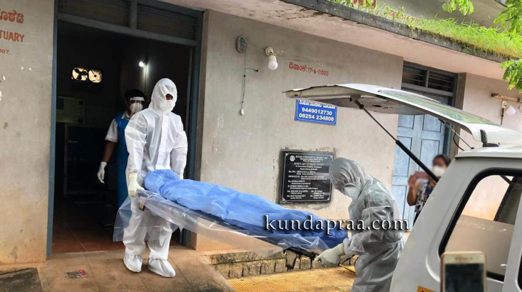 ಸಾಮಾಜಿಕ ಕಾರ್ಯಕರ್ತ, ಪಿಎಫ್ಐ ಸಂಘಟನೆ ನೆರವಿಂದ ಕೋವಿಡ್ ಮೃತ ವ್ಯಕ್ತಿಯ ಅಂತ್ಯ ಸಂಸ್ಕಾರ